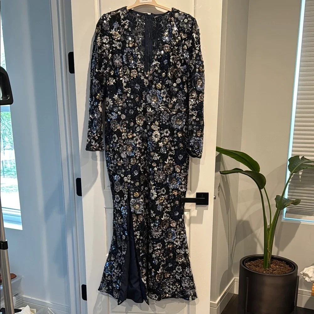 Dress the Population Navy Floral Sequin Long Sleeve Gown - Picture 5 of 11